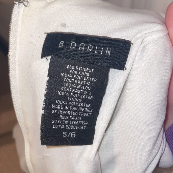 My Grade 8 Grad Dress! gold and white coloured only worn once, - Picture 5 of 5